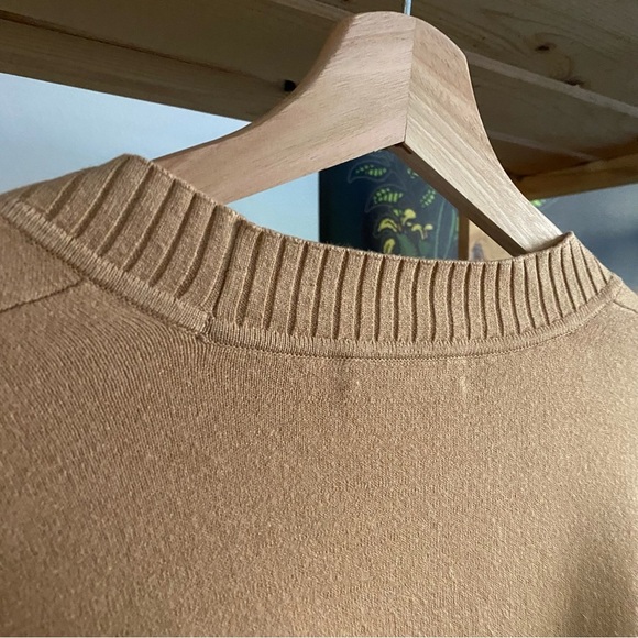 Club Monaco Tan Iced Latte Contrast Pocket Cardigan - Picture 12 of 16